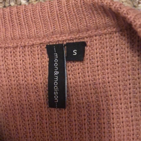 cropped sweater - Picture 3 of 3